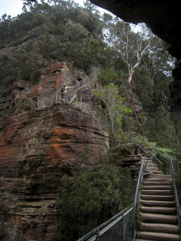 2009-11-06 22-05-37_4.jpg - Abstieg zu den "Three Sisters"